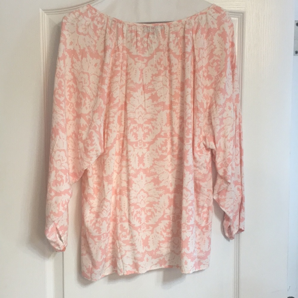 Blouse 👚 - Picture 6 of 6
